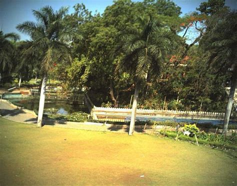 Saras Baug Pune Park Garden