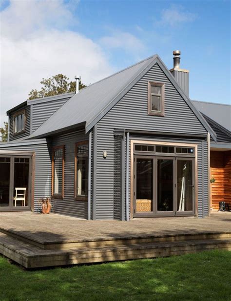 Modern Farmhouse Exterior Designs Displaying Classic Comfort In Today