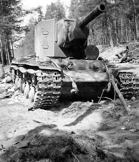 Maquette Soviet Tank Kv 2 Zvezda 3608 Maquette English