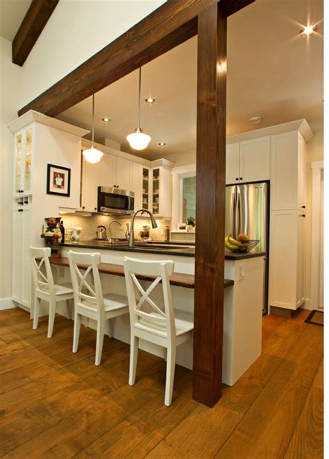 A Kitchen Peninsula Is A Great Addition To An Open Kitchen And Dining Combo