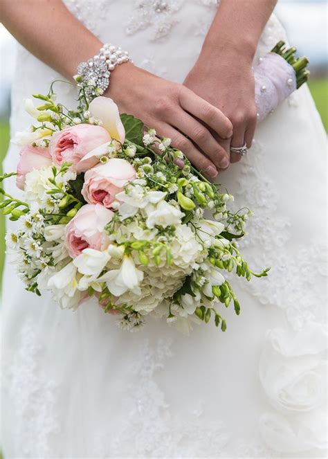 Wedding Flowers By Carrie Burgess Eden Floral Design Studio Nova Scotia