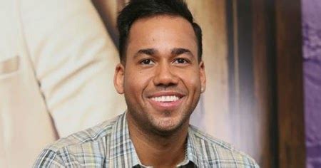 Besides his newborn, romeo is also a father to a teenage son named alex damian santos. Who is Romeo Santos Wife? Father of 2 Kids; Married But Gay Rumors