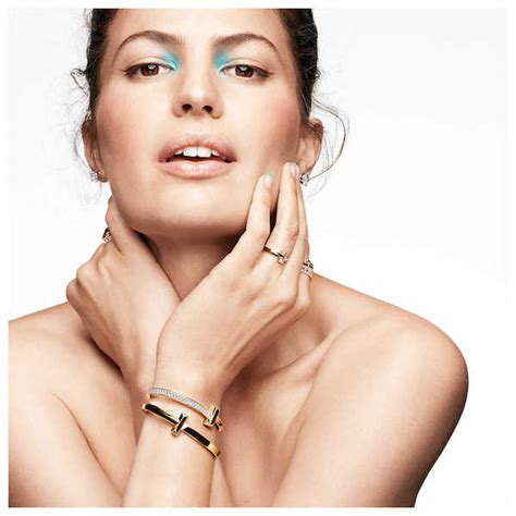 Tiffany And Co Holiday Una Campaña Divertida Para Freja Beha Y Otras Modelos Por Ana Parrilla