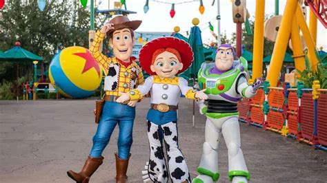 Disney Upgrades Toy Story Characters For Meet And Greets