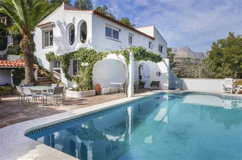 Belle villa à acquérir à Alicante Espagne Realty Luxe