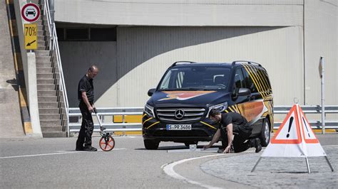 Mercedes Benz Betreibt Unfallforschung Tir Transnews