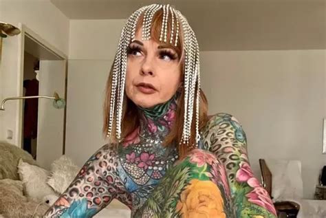 Tattooed Gran Strips Fully Naked To Flaunt 25k Inkings That Cover