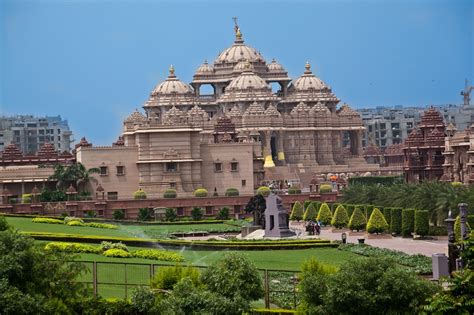 World's Largest Hindu Temples (Top 10) ~ Unbelievable Top10s