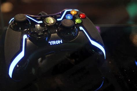 Tron Happened To These Game Controllers Xbox Xbox 360 Tron