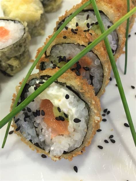 Aunque este plato es el que más se conoce a nivel mundial, no es el único que caracteriza a la. Sushi tempurizado | Comida japonesa recetas, Comida japonesa
