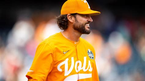 Where does Tennessee rank in Baseball America's 'way too early' top 25?