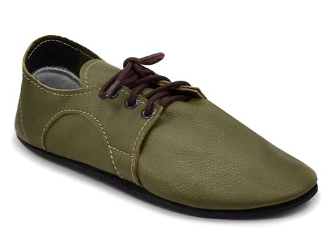 dash runamoc made from olive green vegetable tanned leather highly sustainable shoes