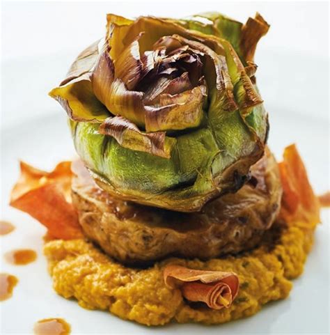 Maybe you would like to learn more about one of these? Arrosto di sedano rapa su crema di fave e carciofi alla ...