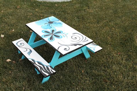10 Hand Painted Picnic Table Painting Ideas