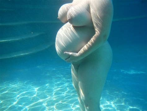 Busty Pregnant Babe Floating Underwater Porn Photo Eporner