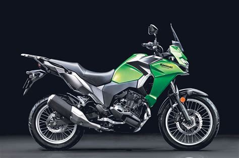 Cuando conduces la motocicleta de motocross kx™250, conduces en compañía de leyendas. MILAN SHOW: Kawasaki Versys-X 300 | MCN