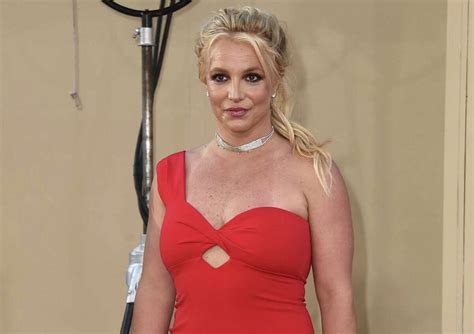 Reports Judge Denies Request To Remove Britney Spears Father From Her