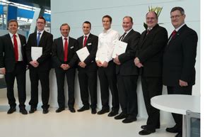 Considered one of the new york five, eisenman is known for his writing and speaking about architecture as well as his designs, which have been called high modernist or deconstructive. Eisenmann verleiht Innovationspreis - jot-oberflaeche.de