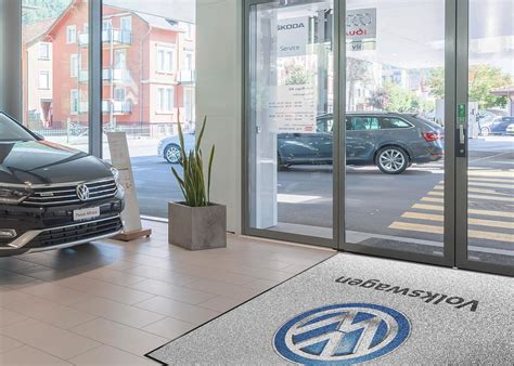 Velours teppich bedruckt mit individuellem logo oder motiv. Teppich mit Ihrem Logo bedrucken.