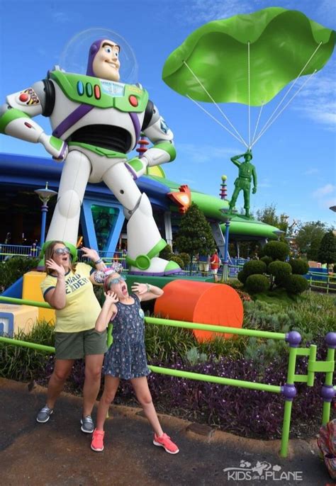 How much are souvenirs in disney world? Guide to Disney World's PhotoPass Memory Maker - Is It ...