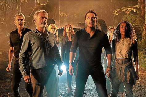 Chris Pratt And Bryce Dallas Howard On Spectacular Merging Of 2 ‘jurassic Trilogies Inquirer