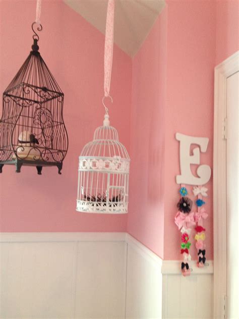 Here are a few classy examples of bird themed rugs to decorate homes. Hanging Bird cages in a bird-themed nursery | Baby girl ...