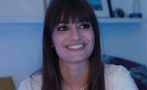 Скачать бесплатно песню 'eddy' артиста 'clara luciani'. Documentaire - 30 minutes touchantes avec Clara Luciani ...