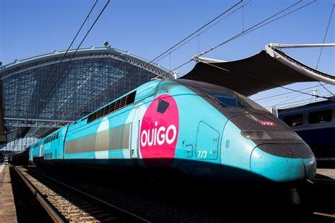 Un certain nombre de compagnies de bus et de trains opèrent depuis lyon, telles que tgv inoui, ouigo, sncf. SNCF: Ouigo au départ de Paris-Gare de Lyon en décembre ...