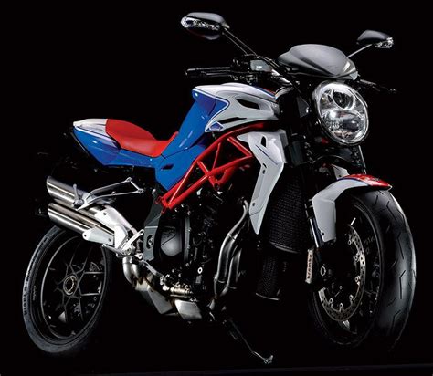 Cooling with separated liquid and oil. MV-Agusta Brutale 1090 RR 2012 - Fiche moto - Motoplanete