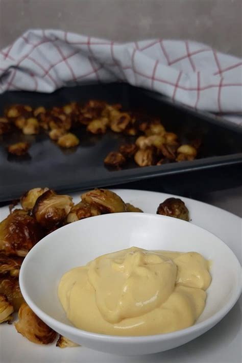 Ganz genau weisse ich nicht da , ich es nie ausprobiert habe. Aioli selber machen und mit Ofenrosenkohl dippen | Aioli ...