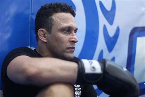 Video Renzo Gracie Returns With Emotional Submission Win