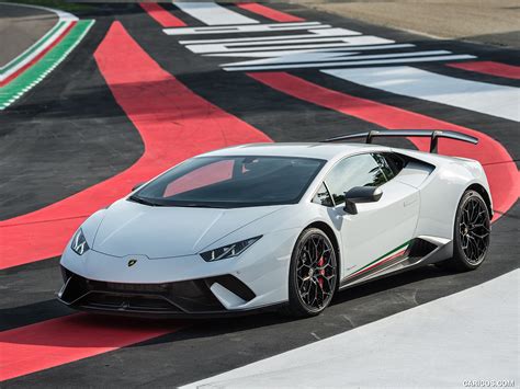 2018 Lamborghini Huracán Performante Front Three Quarter Hd