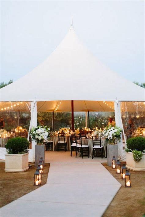 Résultat de recherche d'images pour "décoration salle mariage chapiteau