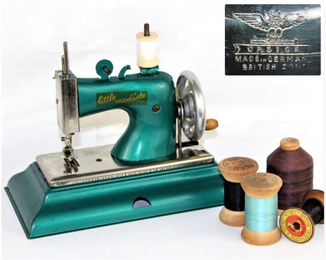 Vintage Sewing Machines Sewing Toys Sewing Notions Learn To Sew