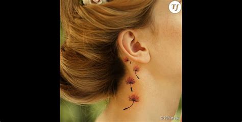 Un tatouage derrière l oreille des fleurs des champs Pretty Tattoos Beautiful Tattoos Cute