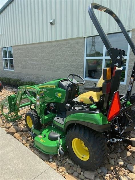 2022 John Deere 1025r Mower Deck And Grapple Compact Utility Tractor For