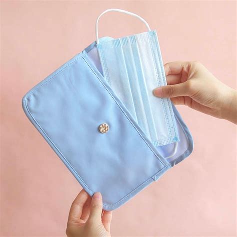 Travel Face Mask Carry Pouch Holds Masks And Sanitisers Face Mask