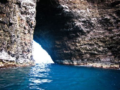 Here Are 10 Hawaii Swimming Holes That Will Make Your Summer Epic