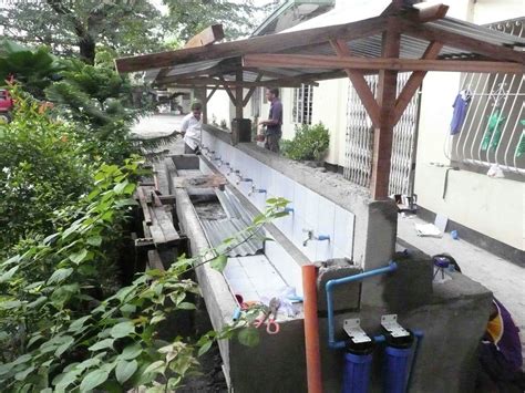 Arkong bato is a historical barangay named after the famous stone arc landmark that demarcates the boundary between the barangay and santolan of malabon. Dec Club Service Projects - Rotary Club of Valenzuela West