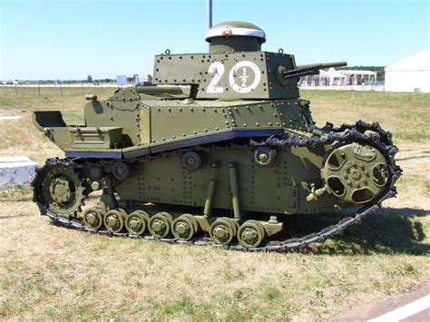 Легкий танк МС 1 Т 18 был первым советским танком который массово