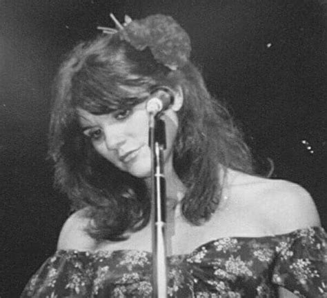 Pin By Dave Canistro On Musicians Linda Ronstadt Singer Linda
