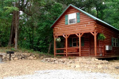 In addition to the campsites involved with this program, there are a number of rustic cabins available. Luxury Cabins Shawnee National Forest