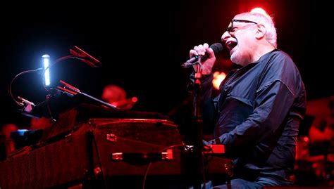 Steely Dan 2025 Tour Band Members - Vicky Gusella