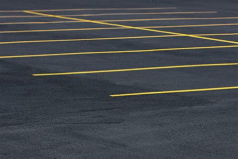 Yellow Lines On The Road Basic Rules You Should Obey