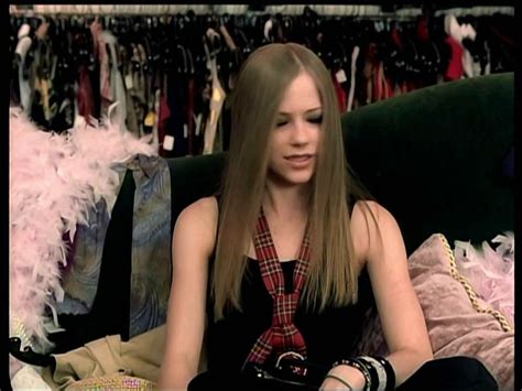Avril Lavigne Complicated Mv Screencaps Hq Music Image 19849962