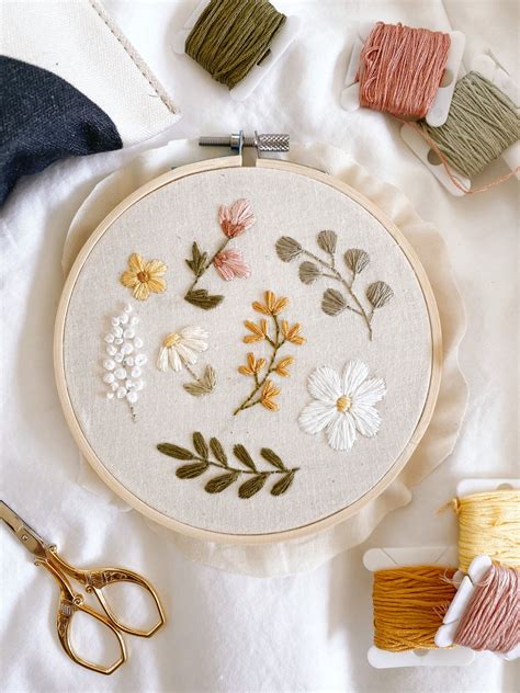 Flower Flat Lay Embroidery Pattern By CHLOE WEN Hand Embroidery