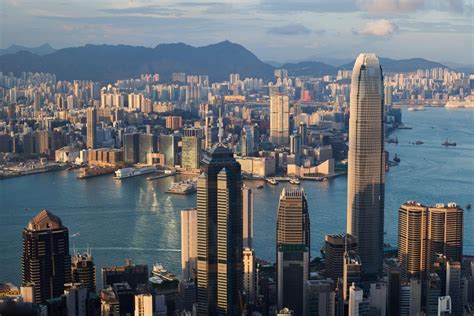 An innovative urban retreat, the mira hong kong gives cultural context to the new wave of china. Hong Kong recession deepens due to coronavirus pandemic ...