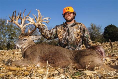 Tucker Buck Breaks Tennessee World Hunting Record North A
