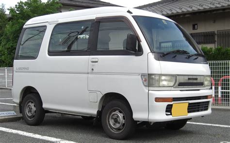 Daihatsu Atrai 1994 1995 1996 1997 1998 минивэн 3 поколение