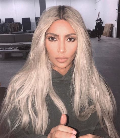 Pinterest Deborahpraha ♥️ Kim Kardashian Platinum Blonde Hair Color